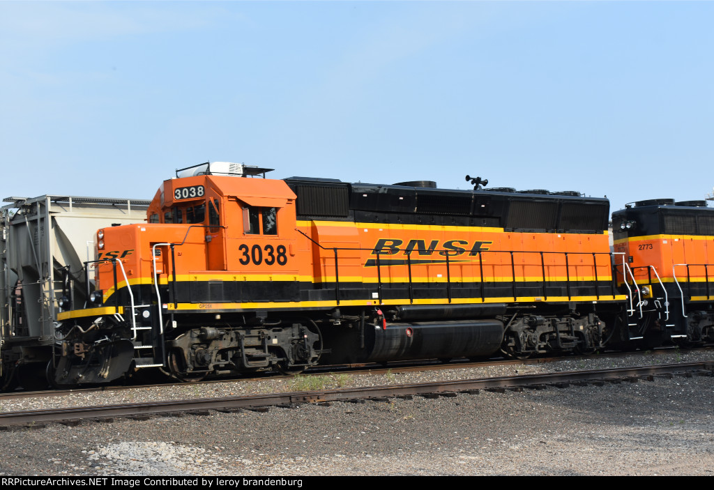 BNSF 3038 at arkansas city